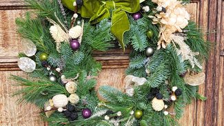 Christmas Wreath Workshop with The Thankful Florist